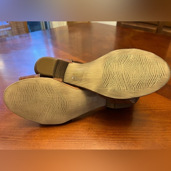 Miz Mooz NYC - Gladiator Sandals Size 41 Cosmo Brandy Brown Studded - Picture 6 of 8